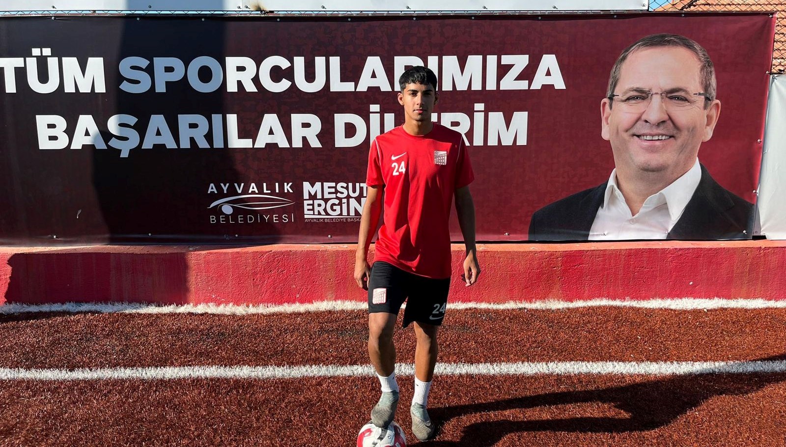 ayvalikgucunun yeni gozdesi ferhat 1ZUY6Jlj