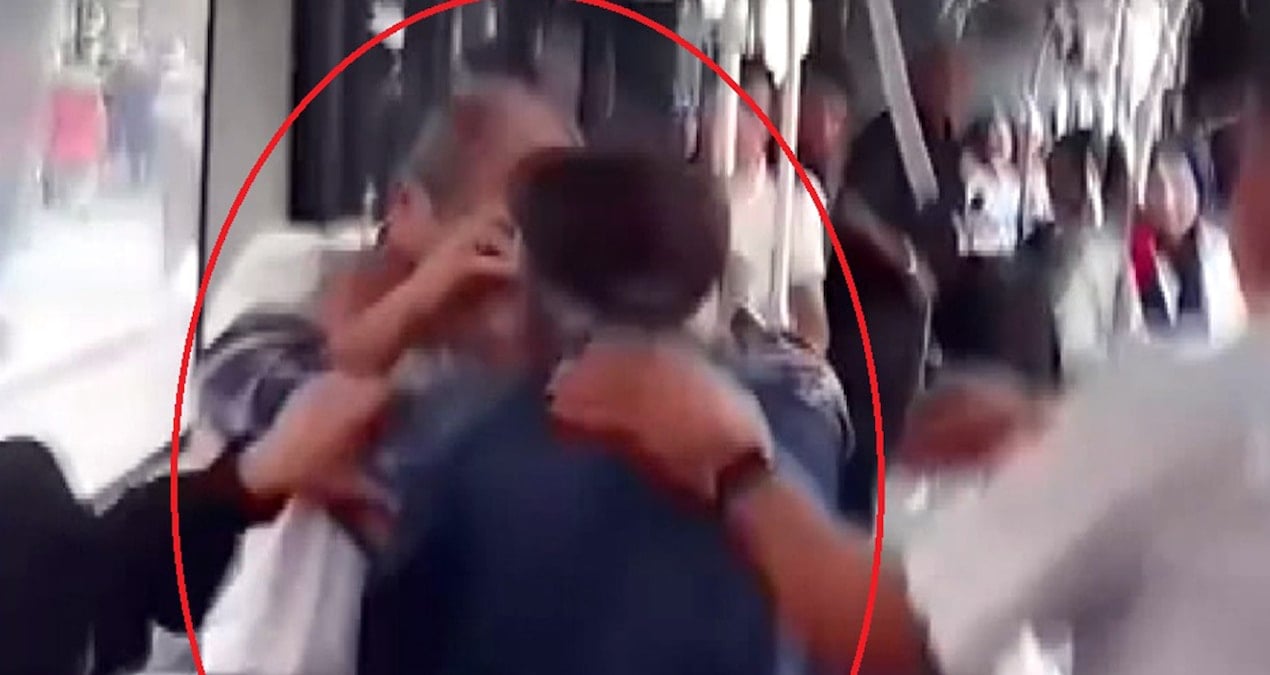 belediye otobusune once binme kavgasi o anlar kamerada yeYmCHhk