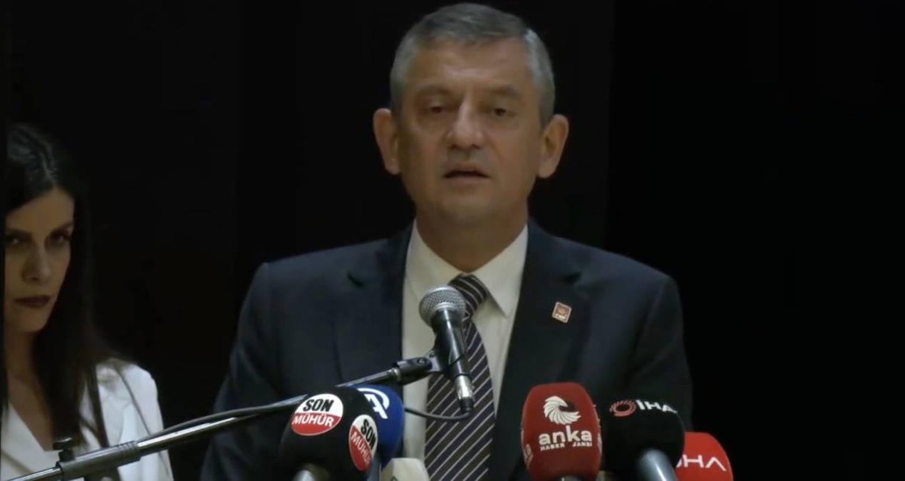 ozgur ozelden net mesaj iktidarin omru kalmadi yasadigimiz dogum sancisidir cHZRRgvJ