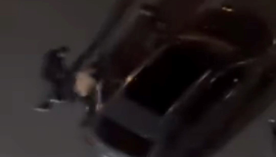 komsular yumruk yumruga birbirine girdi hgGF1VS7.jpg