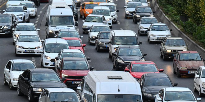 trafikteki toplam arac sayisi 191 bin 406 artti hhNFExOG.jpg