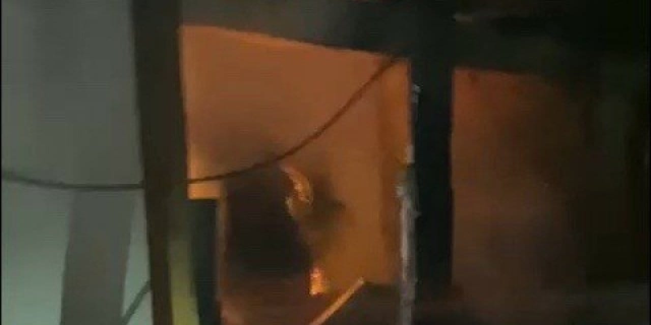 ali kocun evinde patlama ve yangin U4hWHw9B.jpg