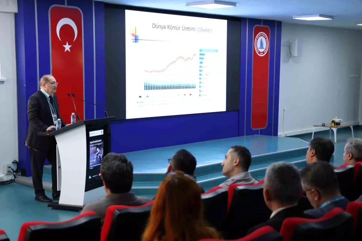 zonguldak bulent ecevit universitesinde tas komurunde mekanize uygulamalari calistayi duzenlendi kyDeBJHY.jpg