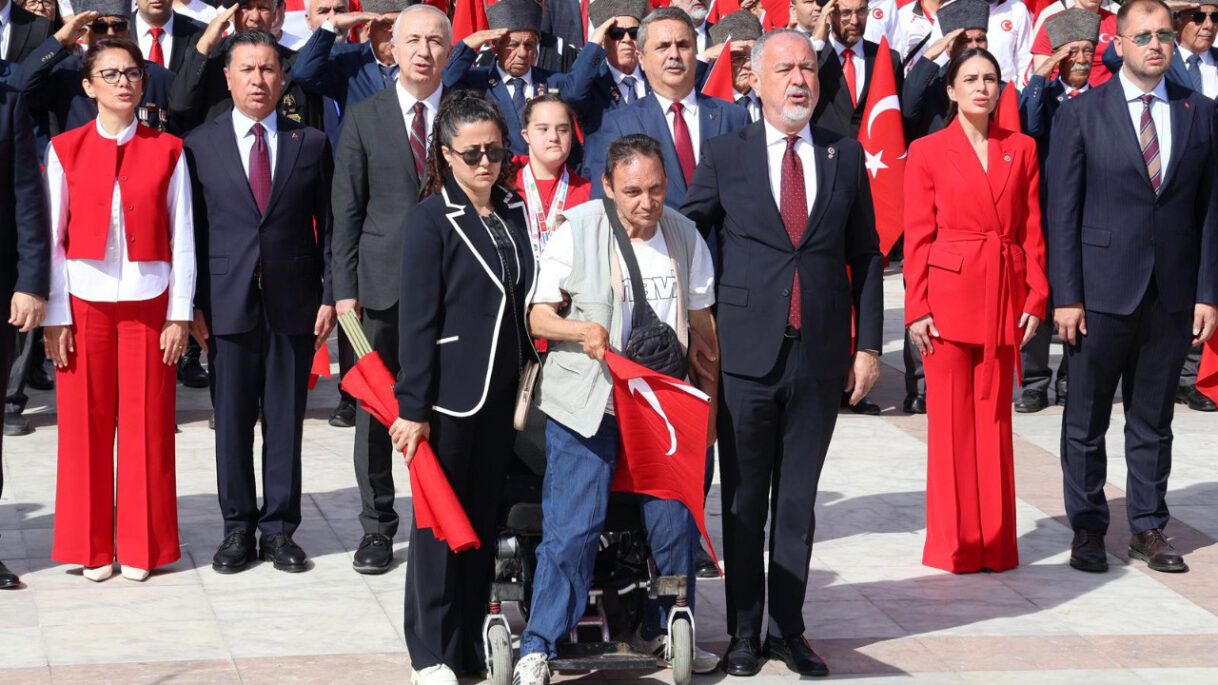 19 Mayıs’ta Duygusal Anlar: Bedensel Engelli Bireyin Cesareti