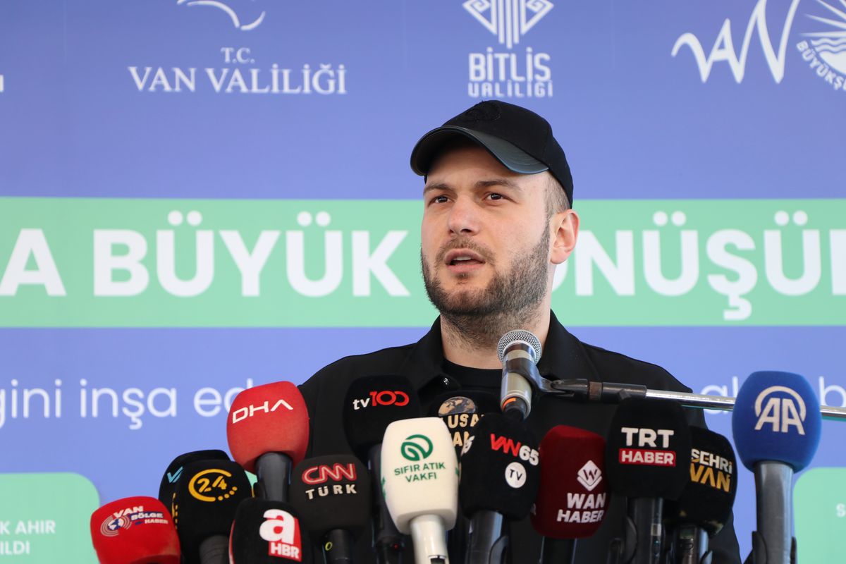 Van Gölü Kıyı Şeridi, 2 Milyon Metreküp Balçıktan Arındırıldı