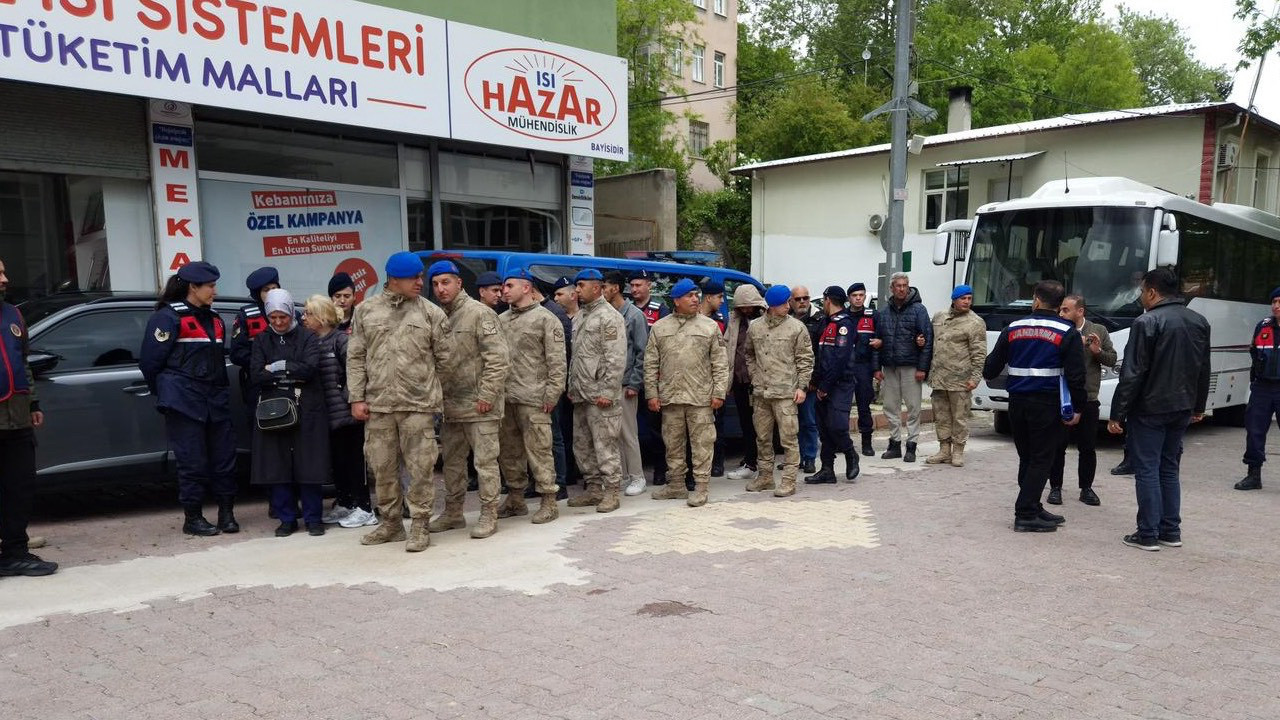 elazig-merkezli-dolandiricilik-operasyonu-6-supheli-tutuklandi-1zmfkKXG