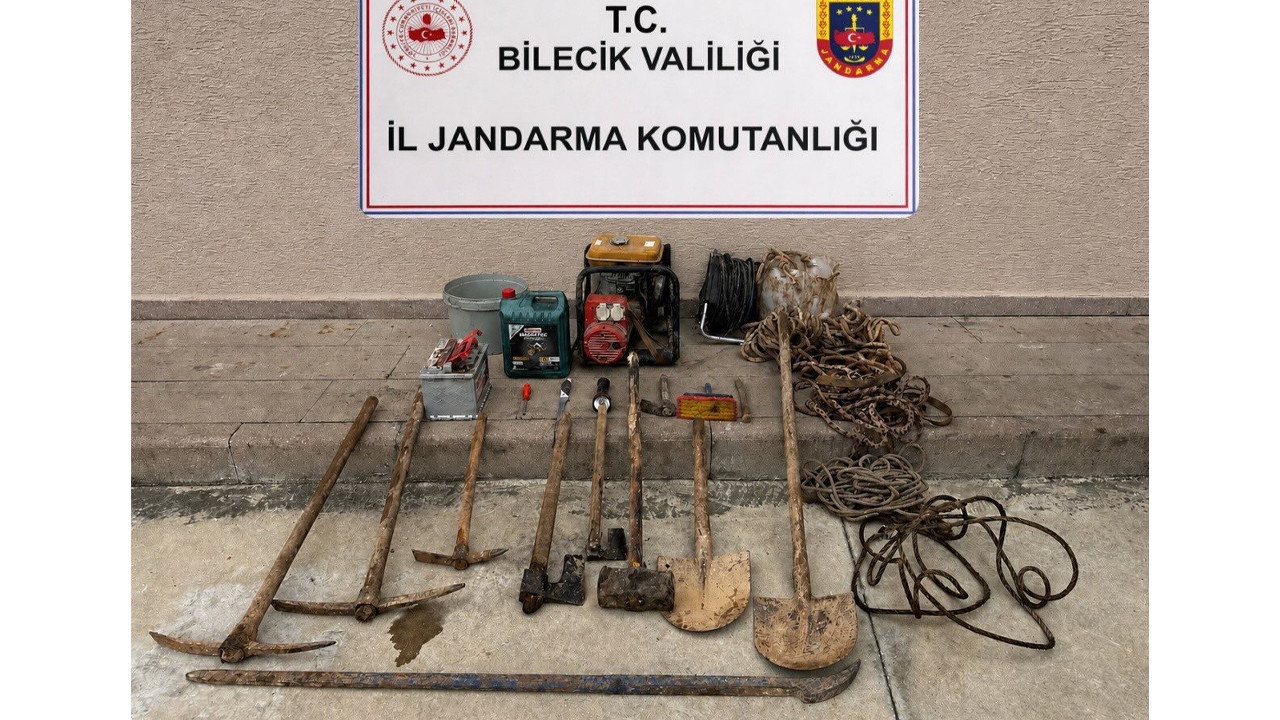 jandarmadan-defineci-operasyonu-5-sahis-sucustu-yakalandi-ypYVlEaY