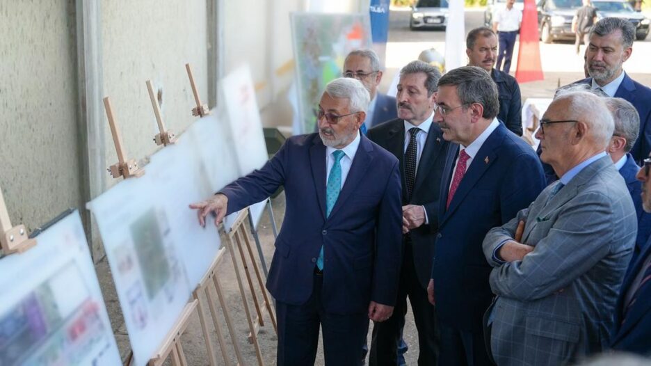 Cevdet Yılmaz: AK Parti öncesi 238 milyar dolarlık ekonomi 1,6 trilyon doları aştı